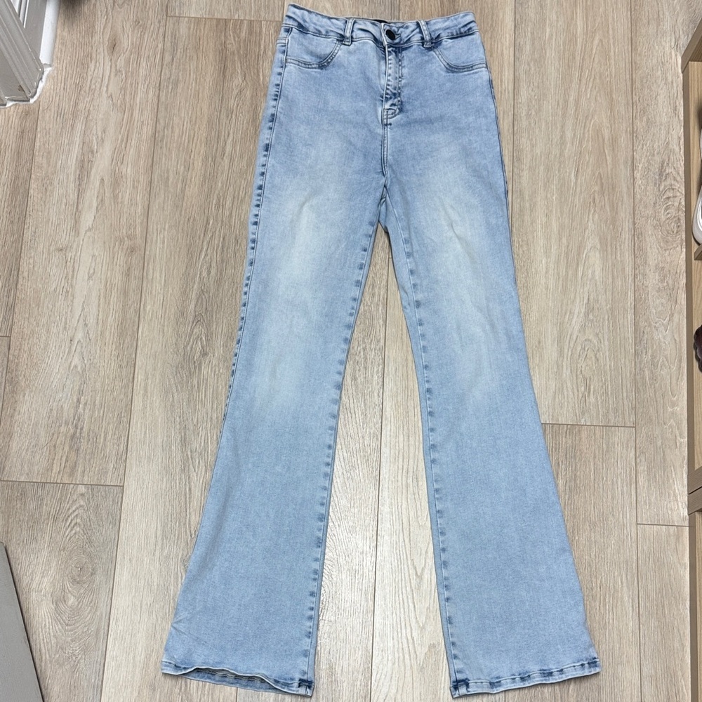Fit Jeans Lightwash Flare Jeans